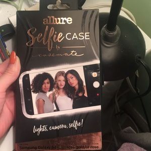 Light up allure Selfie Case by casemate